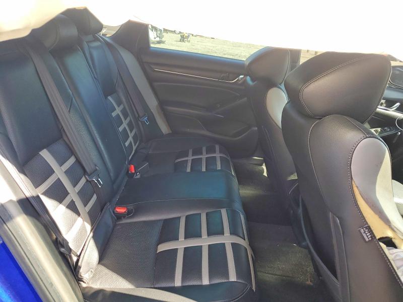 41948816 :رقم المزاد ، 1HGCV1F32KA139499 vin ، 2019 Honda Accord مزاد بيع