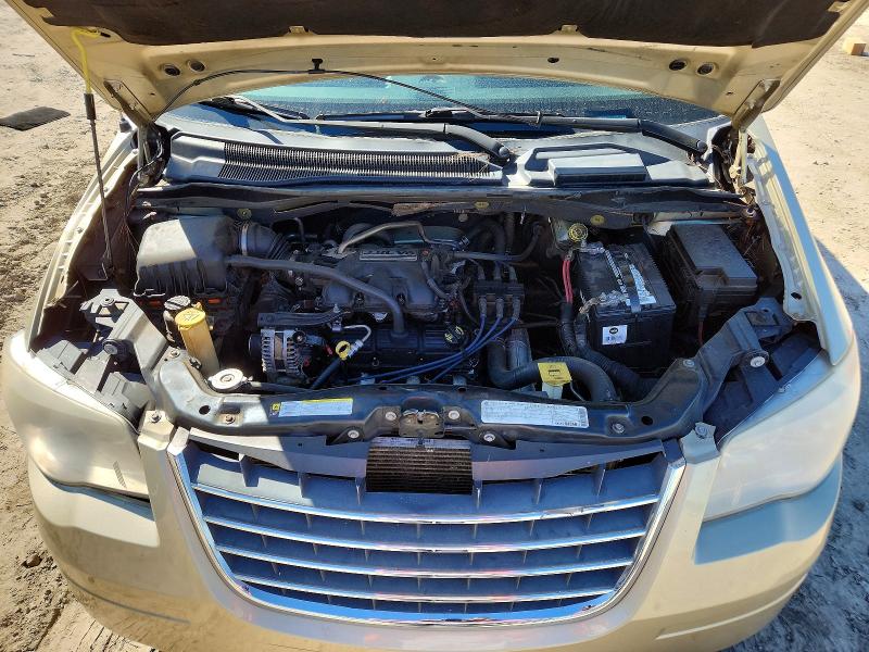 46514856 :رقم المزاد ، 2A4RR5D16AR227093 vin ، 2010 Chrysler Town & Country مزاد بيع