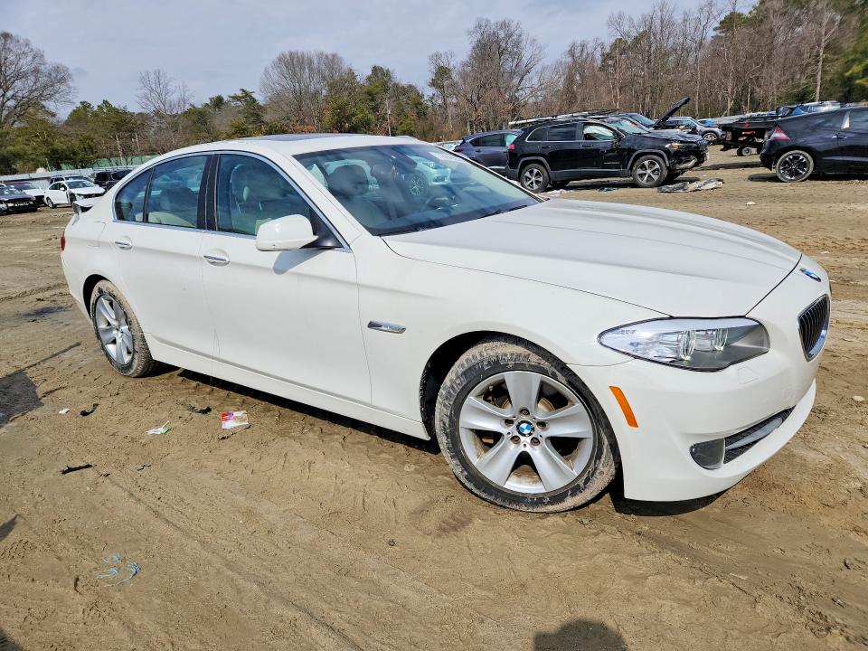 2011 Bmw 528 მანქანა იყიდება აუქციონზე, vin: WBAFR1C56BC736890, აუქციონის ნომერი: 79249555