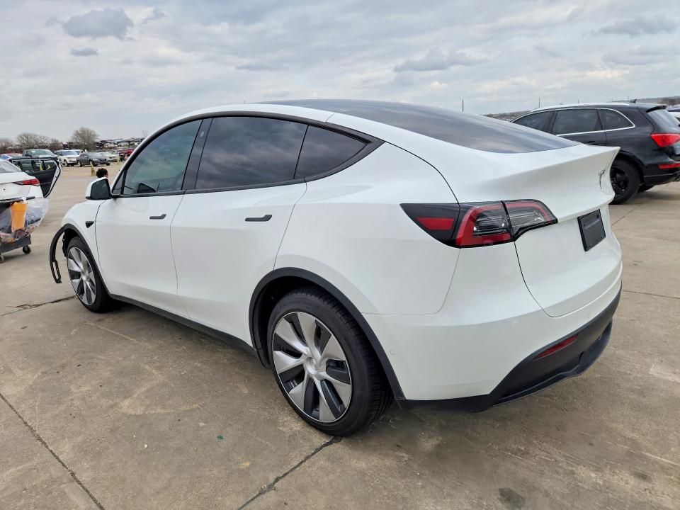 Продаж на аукціоні авто 2023 Tesla Model Y, vin: 7SAYGAEE0PF582270, номер лоту: 41879336