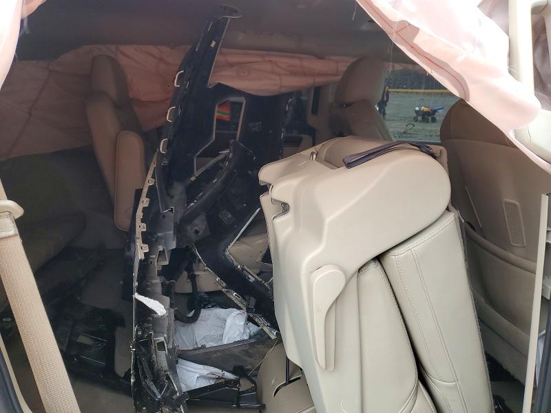 79960255 :رقم المزاد ، 1GYS4BKJ0HR141912 vin ، 2017 Cadillac Escalade مزاد بيع