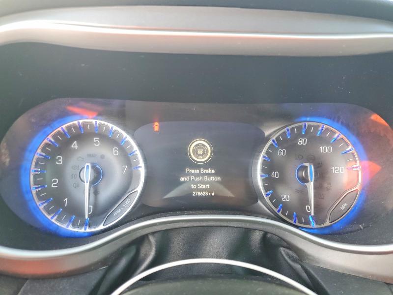 47645286 :رقم المزاد ، 2C4RC1BG7NR138999 vin ، 2022 Chrysler Pacifica مزاد بيع