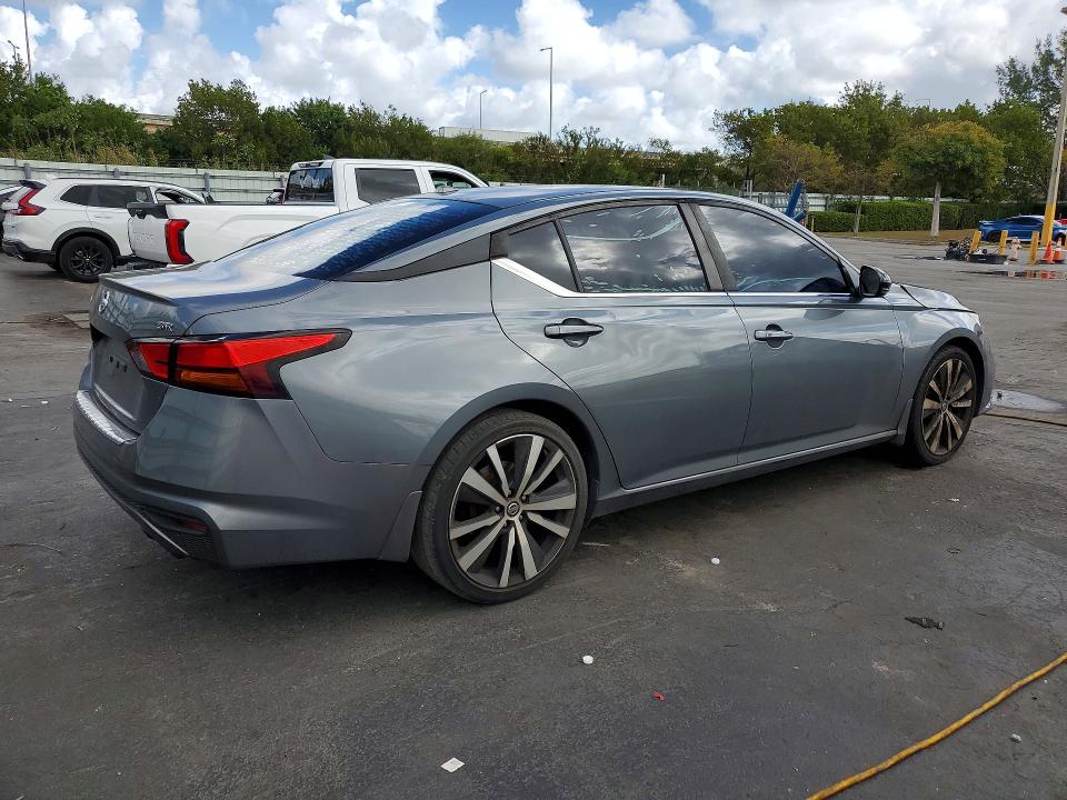 2019 Nissan Altima მანქანა იყიდება აუქციონზე, vin: 1N4BL4CVXKC233292, აუქციონის ნომერი: 79314285
