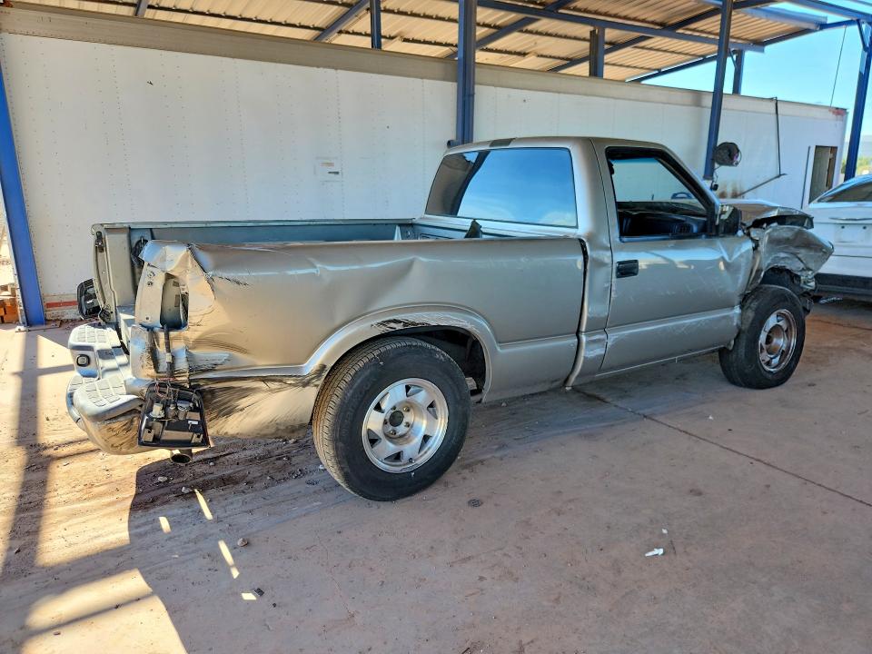 46242026 :رقم المزاد ، 1GTCS14521K164634 vin ، 2001 Gmc Sonoma مزاد بيع