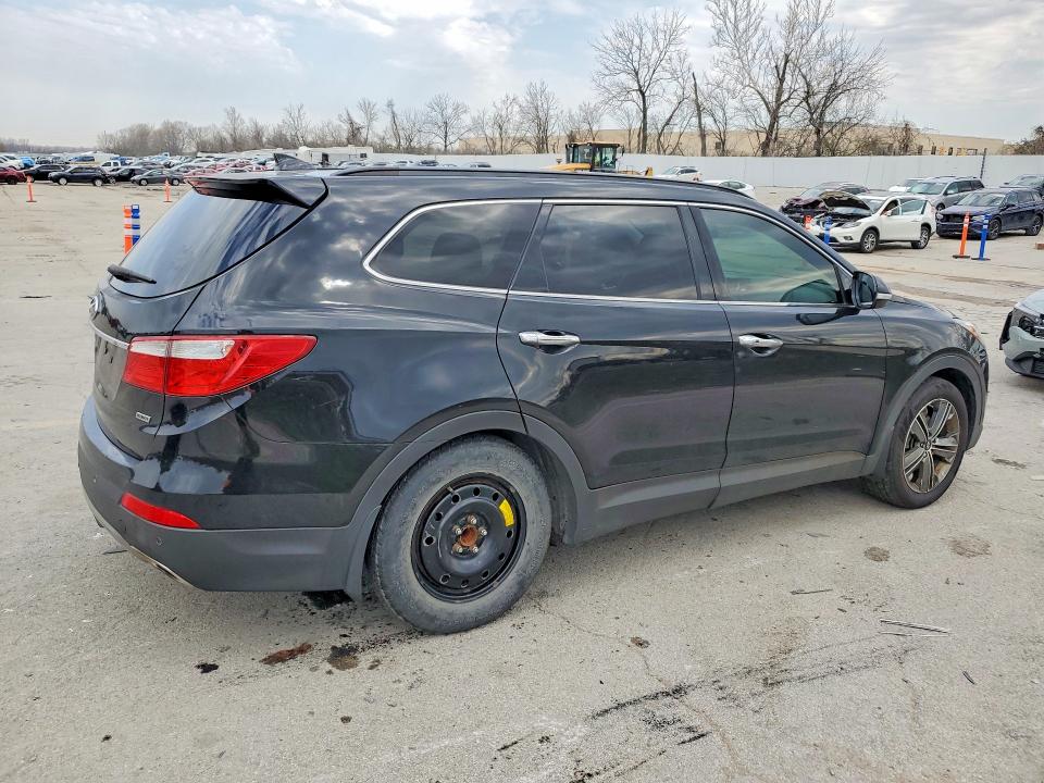 Продажа на аукционе авто 2015 Hyundai Santa Fe, vin: KM8SR4HF1FU129439, номер лота: 46538276