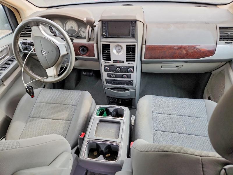 2010 Chrysler Town & Country მანქანა იყიდება აუქციონზე, vin: 2A4RR5DX5AR493483, აუქციონის ნომერი: 79763285