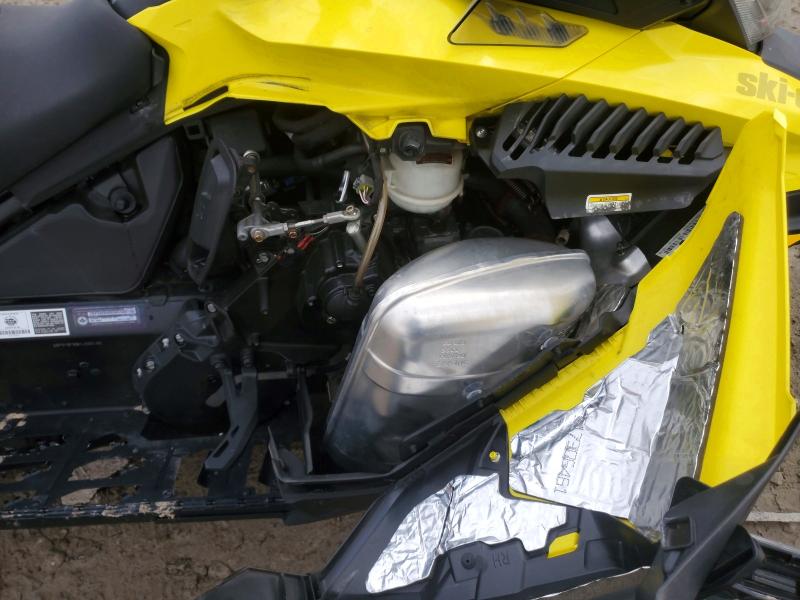 47392696 :رقم المزاد ، 2BPSMBMB8MV000190 vin ، 2021 Ski-doo Renegade Adrenaline مزاد بيع