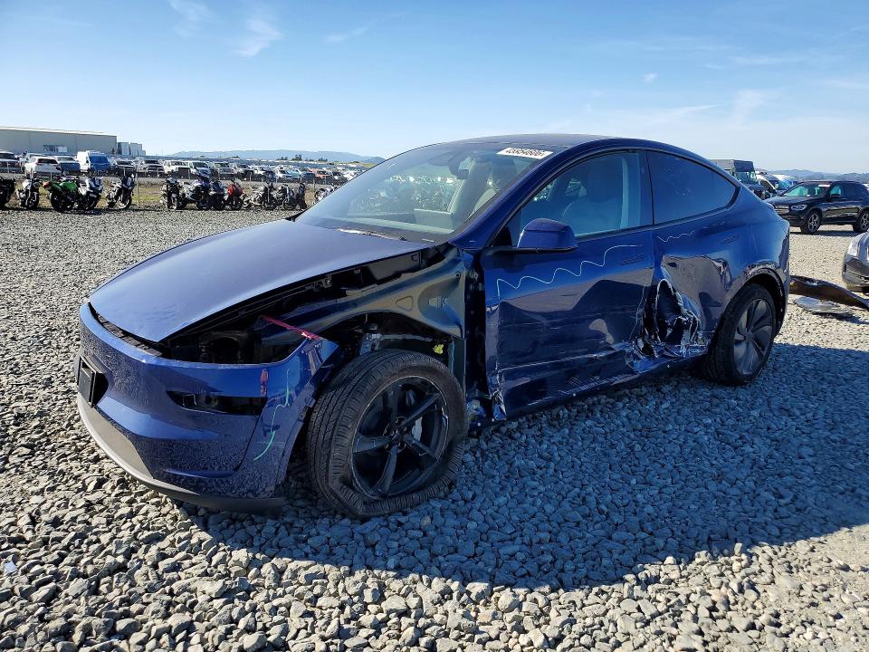 45954606 :رقم المزاد ، 7SAYGDEEXTF416639 vin ، 2026 Tesla Model Y مزاد بيع