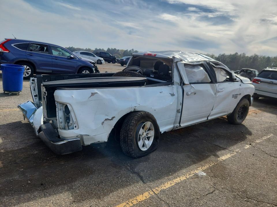 46283836 :رقم المزاد ، 1C6RR6TT0MS517516 vin ، 2021 Ram 1500 Classic مزاد بيع