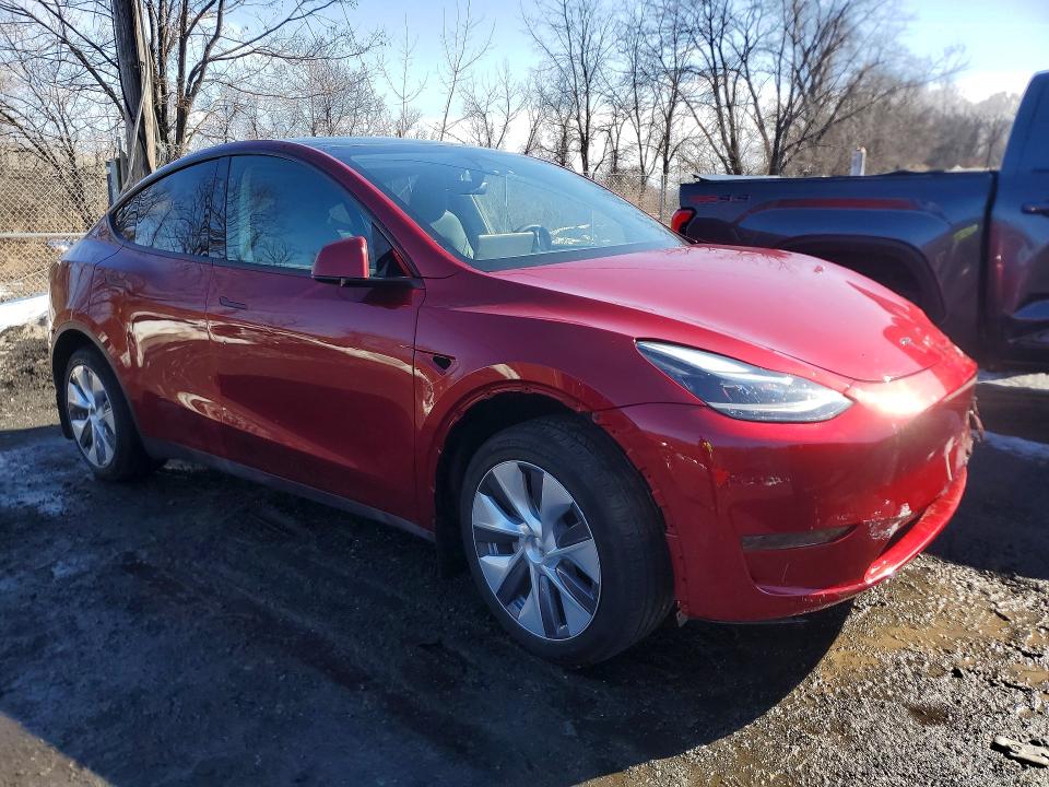 2024 Tesla Model Y მანქანა იყიდება აუქციონზე, vin: 7SAYGDED1RF093274, აუქციონის ნომერი: 79999985
