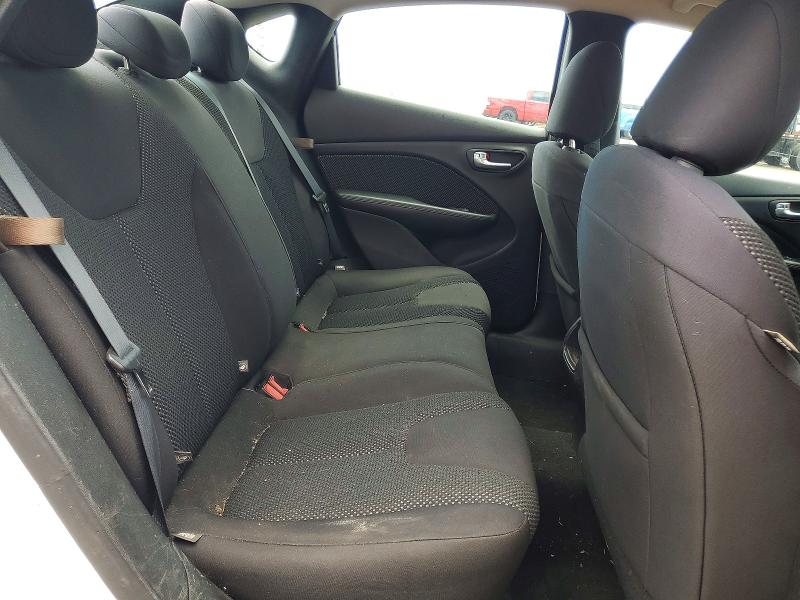 48006226 :رقم المزاد ، 1C3CDFDH2FD405271 vin ، 2015 Dodge Dart مزاد بيع