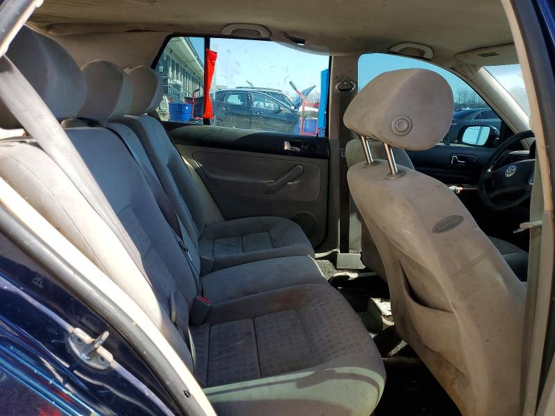 2001 Volkswagen Golf მანქანა იყიდება აუქციონზე, vin: 9BWGS21J714012349, აუქციონის ნომერი: 41869806