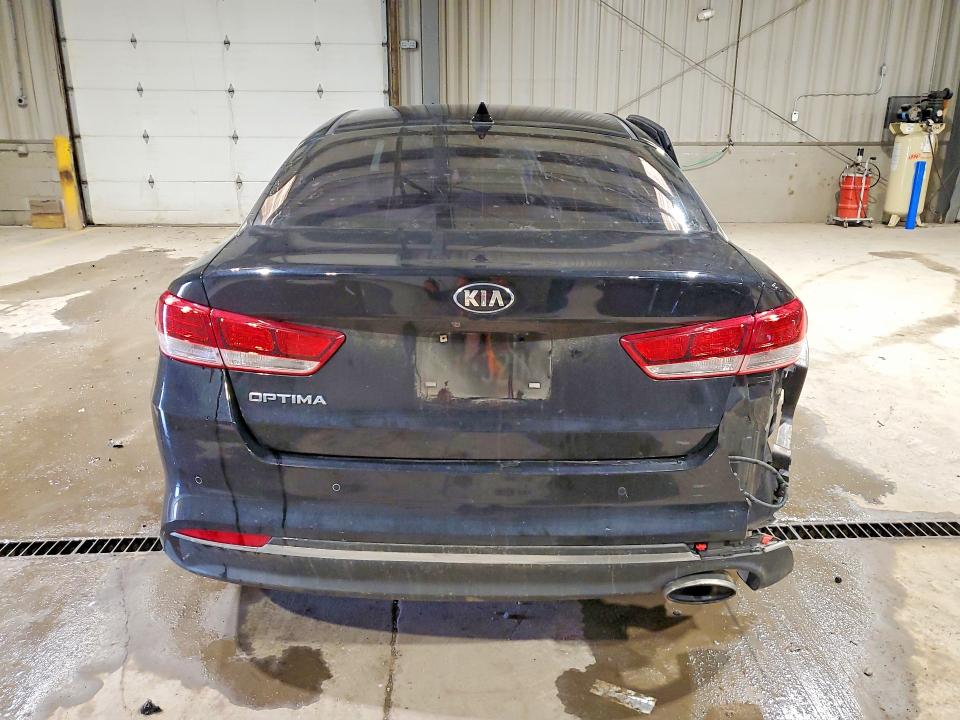 2018 Kia Optima მანქანა იყიდება აუქციონზე, vin: 5XXGT4L3XJG262563, აუქციონის ნომერი: 46656366