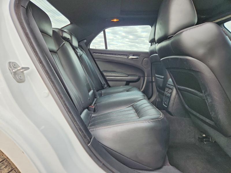46466276 :رقم المزاد ، 2C3CCABG5JH244622 vin ، 2018 Chrysler 300 مزاد بيع