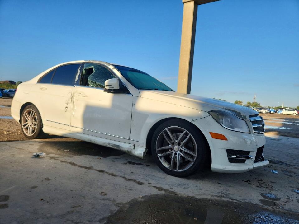 Aukcja sprzedaży 2013 Mercedes-benz C, vin: WDDGF8ABXDR246007, numer aukcji: 45997216