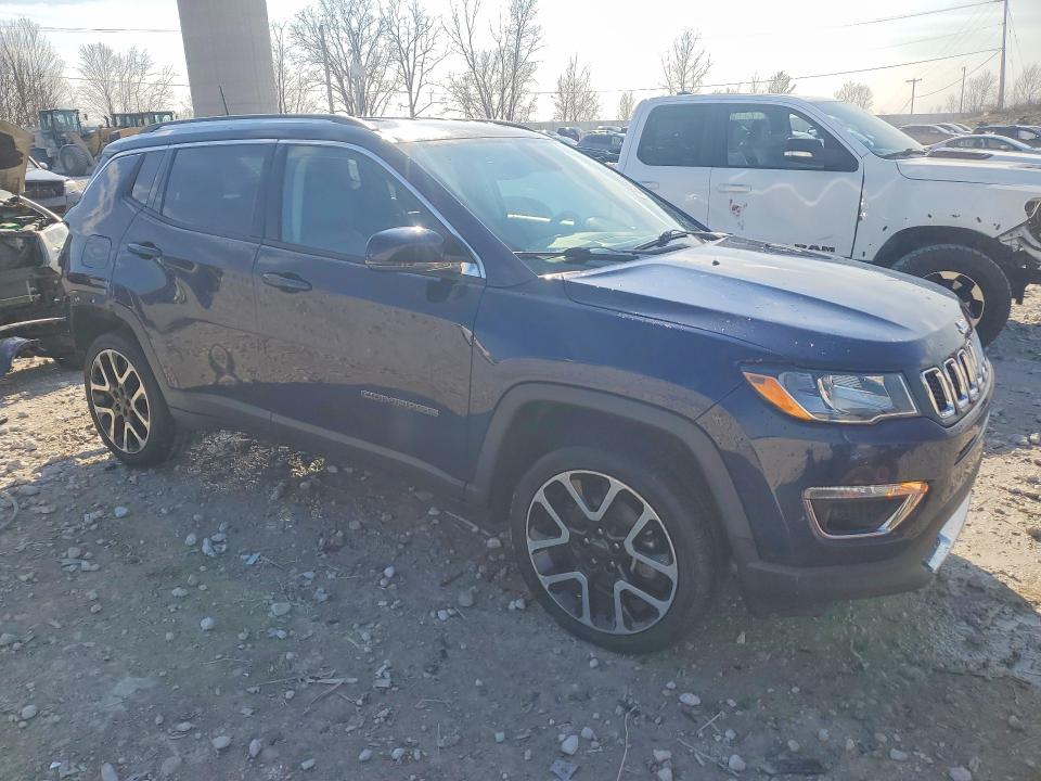 47398656 :رقم المزاد ، 3C4NJDCB6HT628831 vin ، 2017 Jeep Compass مزاد بيع