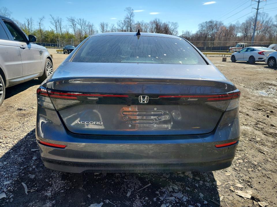 Продажа на аукционе авто 2024 Honda Accord, vin: 1HGCY1F39RA038610, номер лота: 41996016