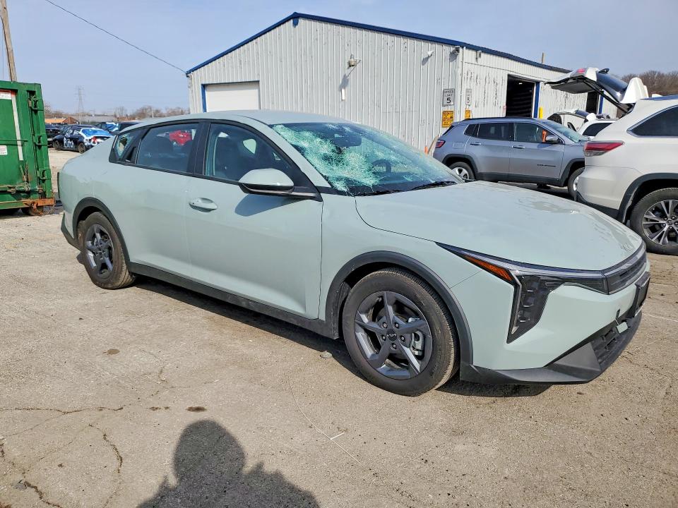 2025 Kia K4 მანქანა იყიდება აუქციონზე, vin: 3KPFT4DE9SE235862, აუქციონის ნომერი: 46921546