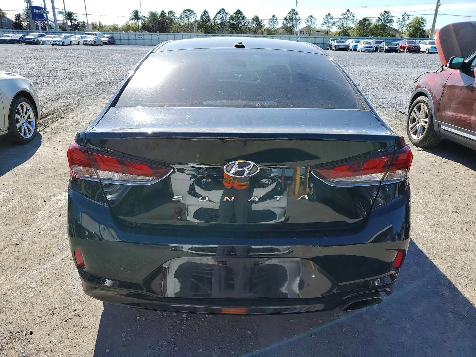 46543226 :رقم المزاد ، 5NPE34AF8JH634135 vin ، 2018 Hyundai Sonata مزاد بيع