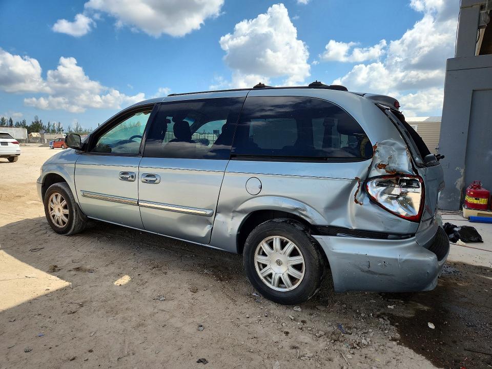 41635766 :رقم المزاد ، 2A4GP54L56R616894 vin ، 2006 Chrysler Town & Country مزاد بيع