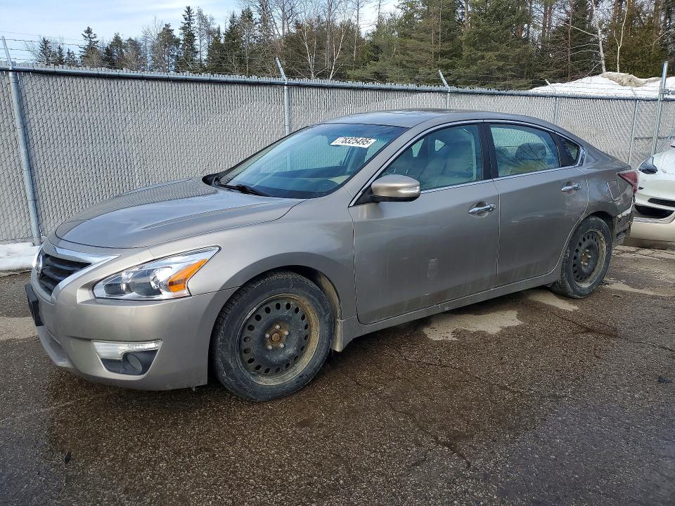 Продажа на аукционе авто 2015 Nissan Altima, vin: 1N4AL3AP1FN392013, номер лота: 78325495