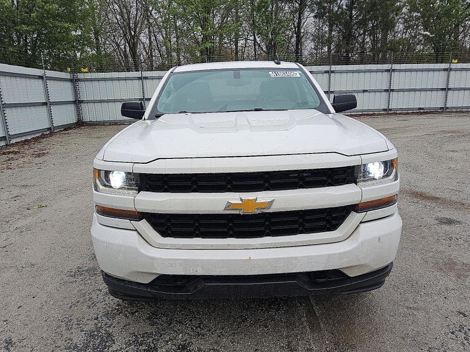 Продажа на аукционе авто 2018 Chevrolet Silverado, vin: 3GCUKPECXJG577493, номер лота: 41863406