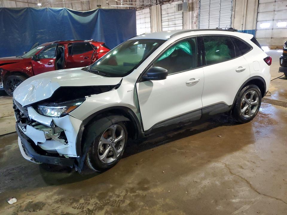 Продажа на аукционе авто 2025 Ford Escape, vin: 1FMCU9MN0SUA69029, номер лота: 41643426