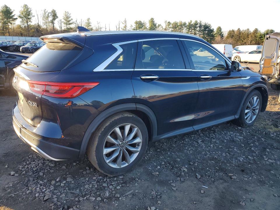 46802736 :رقم المزاد ، 3PCAJ5M39LF105886 vin ، 2020 Infiniti Qx50 مزاد بيع