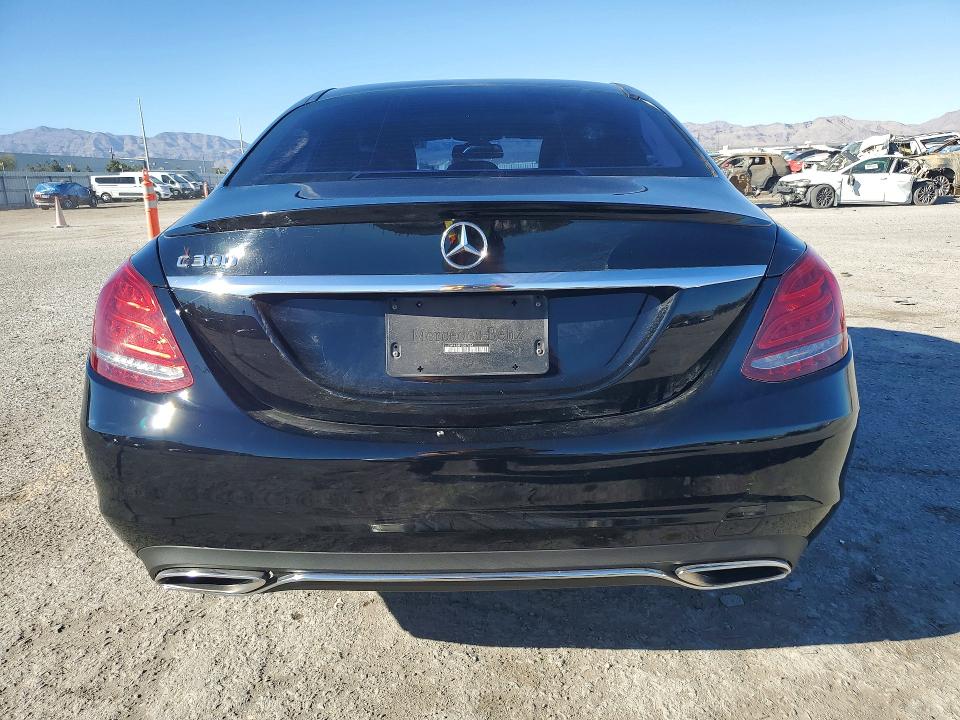 46724926 :رقم المزاد ، 55SWF4JB8FU067664 vin ، 2015 Mercedes-benz C مزاد بيع