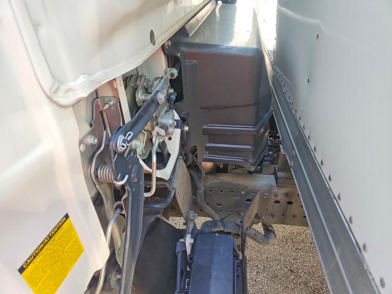 78591665 :رقم المزاد ، 54DC4W1D3RS202835 vin ، 2024 Isuzu Npr Hd مزاد بيع