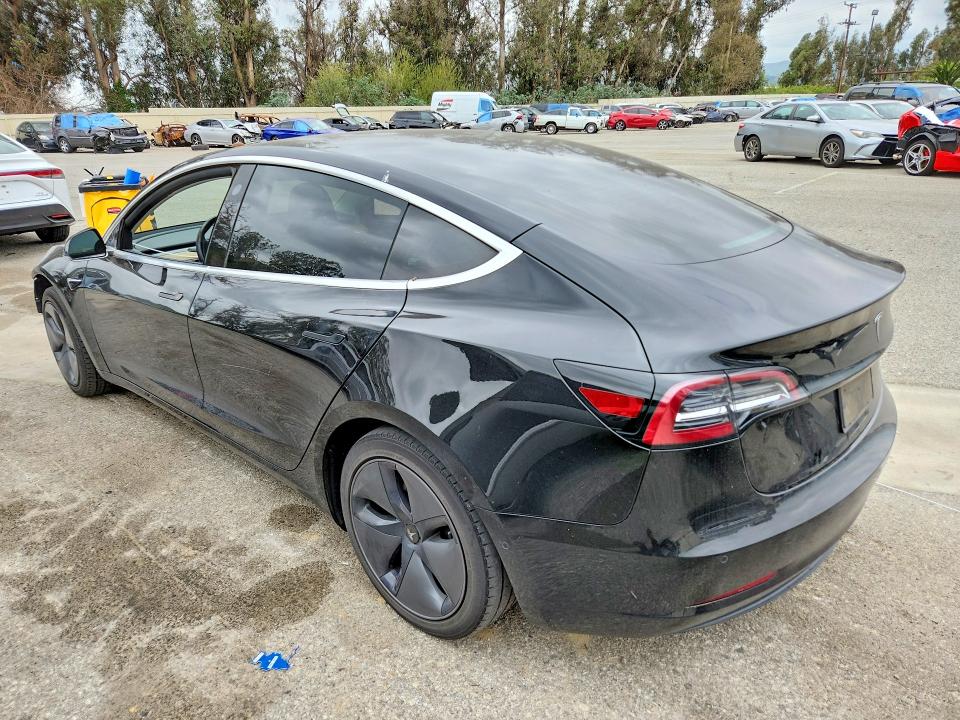 45675676 :رقم المزاد ، 5YJ3E1EA6LF643805 vin ، 2020 Tesla Model 3 مزاد بيع
