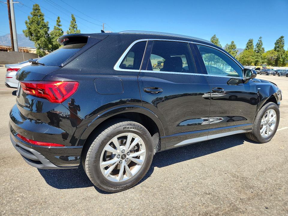 46529886 :رقم المزاد ، WA1DECF35R1162469 vin ، 2024 Audi Q3 مزاد بيع