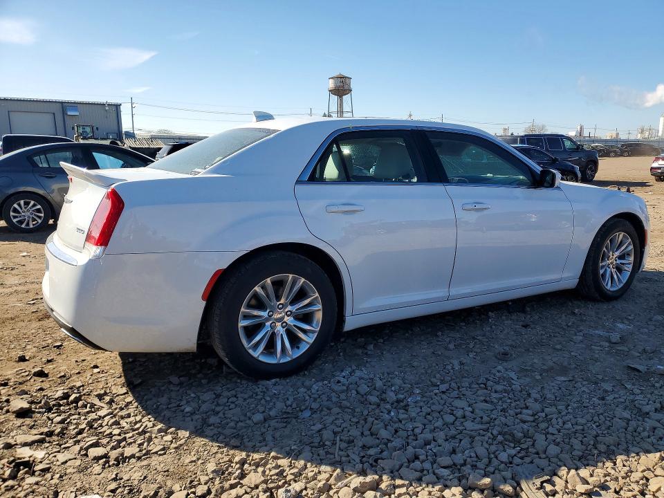Продаж на аукціоні авто 2017 Chrysler 300, vin: 2C3CCAAG7HH540186, номер лоту: 46543536