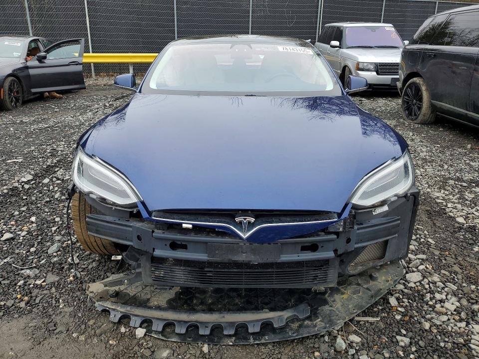 78143155 :رقم المزاد ، 5YJSA1E29KF305944 vin ، 2019 Tesla Model S مزاد بيع