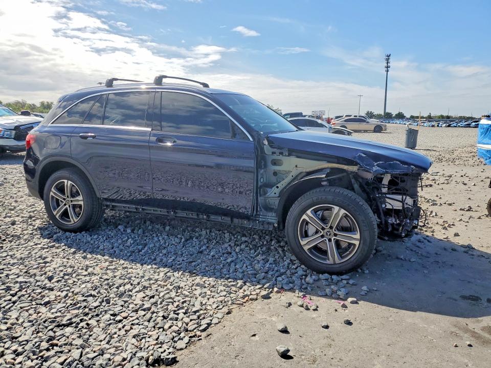 46332826 :رقم المزاد ، WDC0G4KB6JV023640 vin ، 2018 Mercedes-benz Glc مزاد بيع