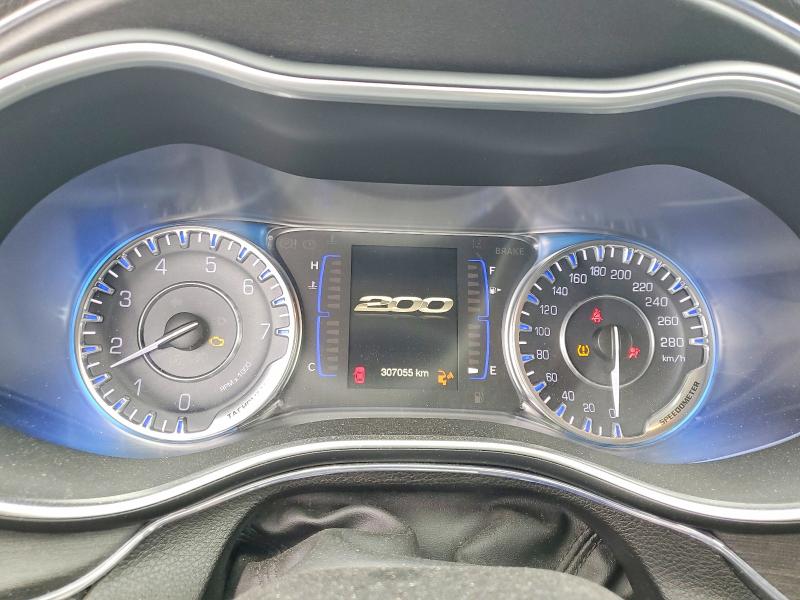 47773626 :رقم المزاد ، 1C3CCCFB2GN139501 vin ، 2016 Chrysler 200 مزاد بيع