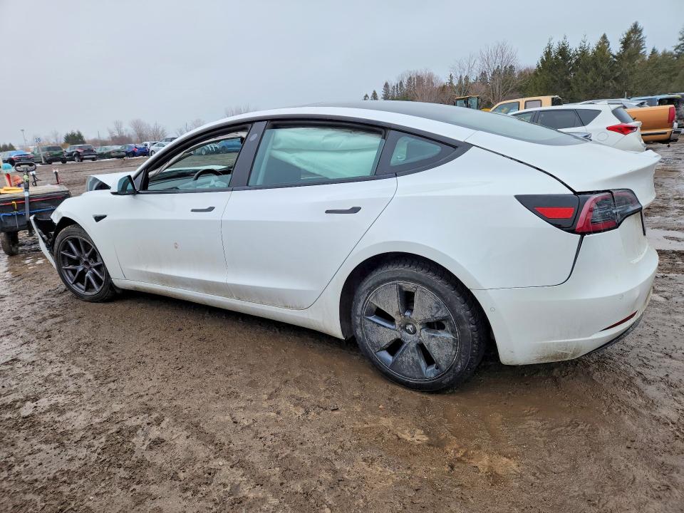 79915475 :رقم المزاد ، 5YJ3E1EAXNF162250 vin ، 2022 Tesla Model 3 مزاد بيع