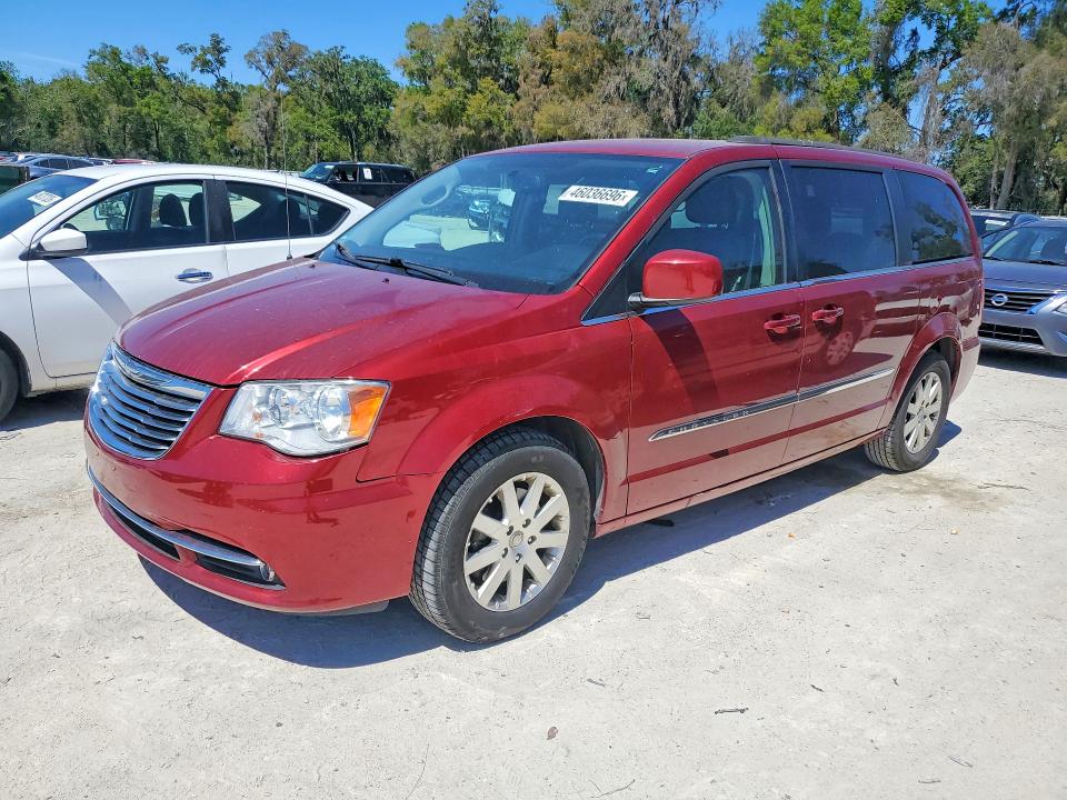 46036696 :رقم المزاد ، 2C4RC1BG5FR645398 vin ، 2015 Chrysler Town & Country مزاد بيع