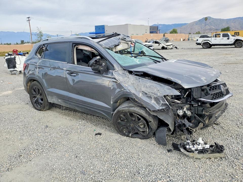 47947556 :رقم المزاد ، 3VVEX7B28RM055154 vin ، 2024 Volkswagen Taos مزاد بيع
