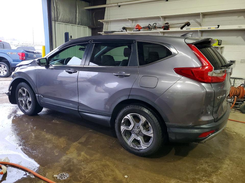 45444506 :رقم المزاد ، 7FARW2H81JE011947 vin ، 2018 Honda Cr-v مزاد بيع