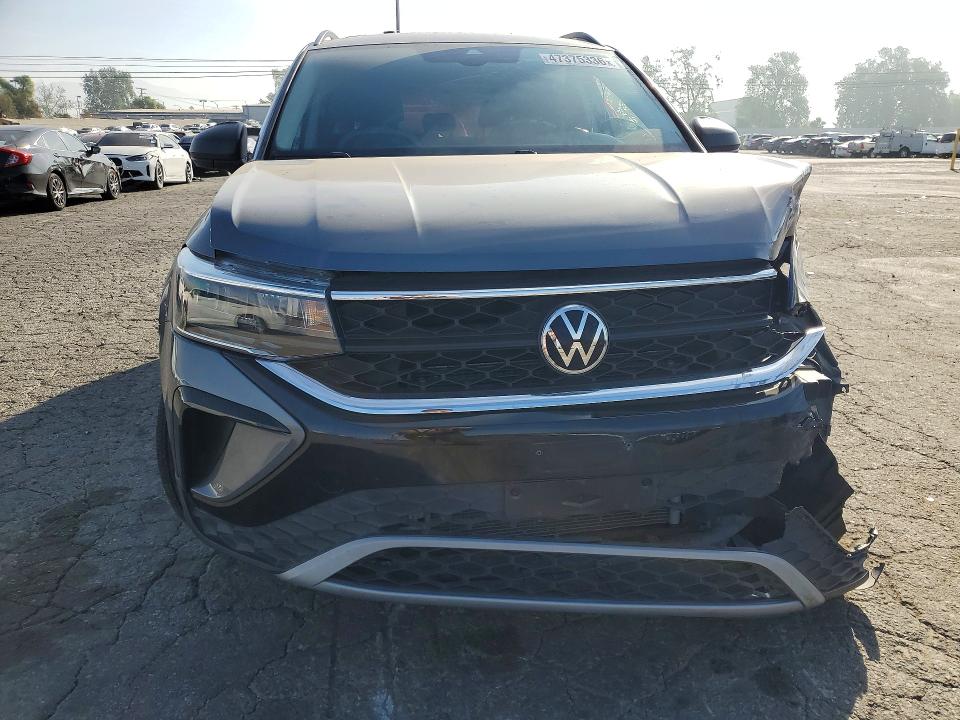 47375336 :رقم المزاد ، 3VVDX7B20NM076151 vin ، 2022 Volkswagen Taos مزاد بيع