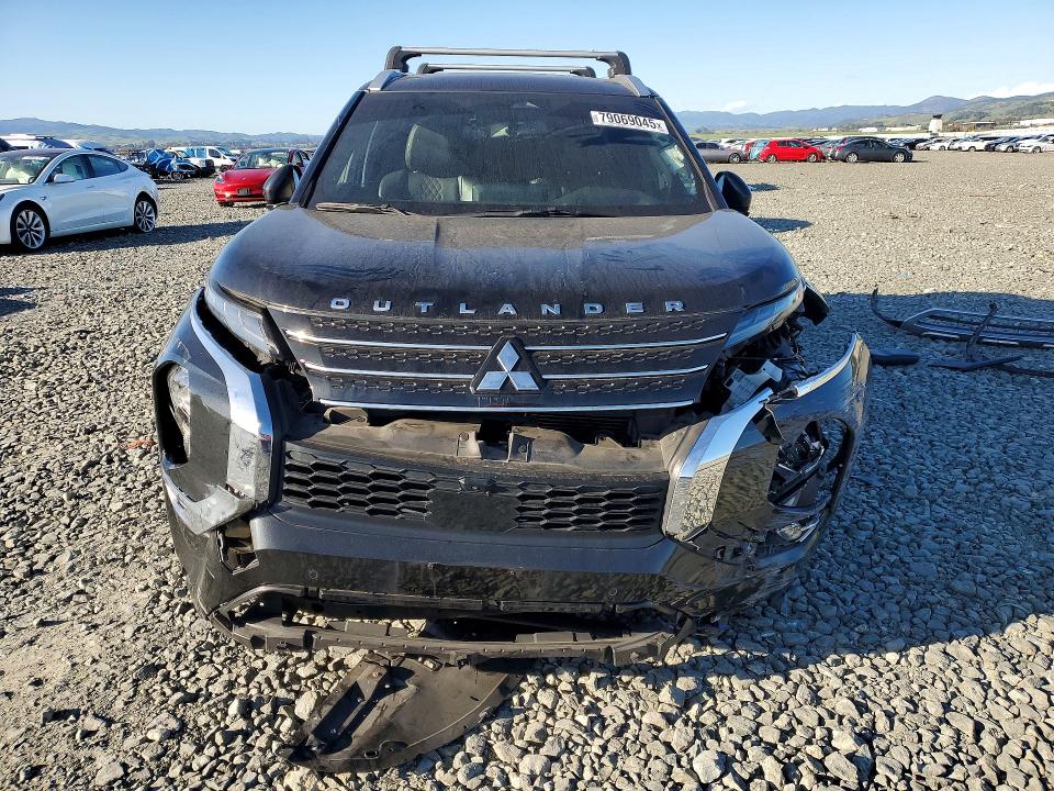 Продаж на аукціоні авто 2022 Mitsubishi Outlander, vin: JA4J3VA88NZ040014, номер лоту: 79069045