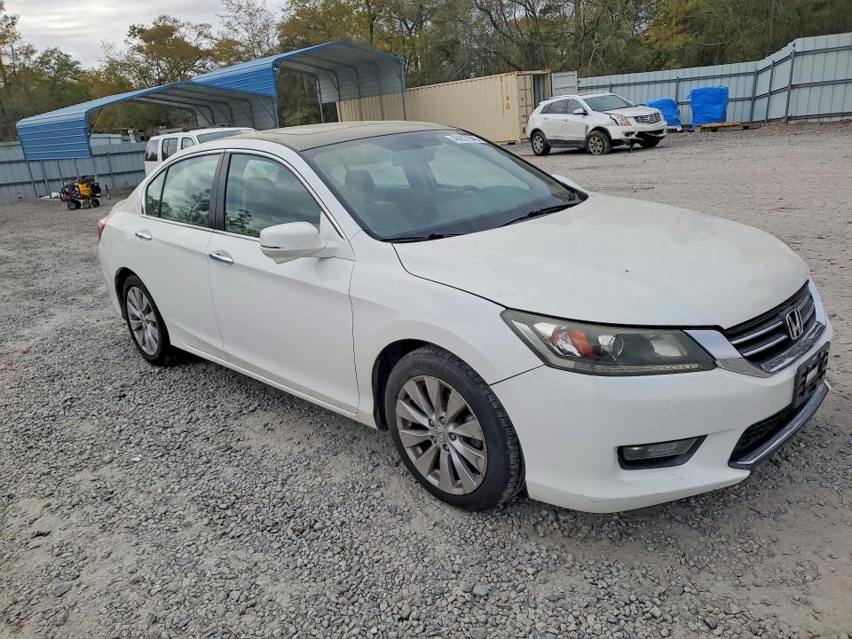 2015 Honda Accord მანქანა იყიდება აუქციონზე, vin: 1HGCR2F72FA076620, აუქციონის ნომერი: 46957846