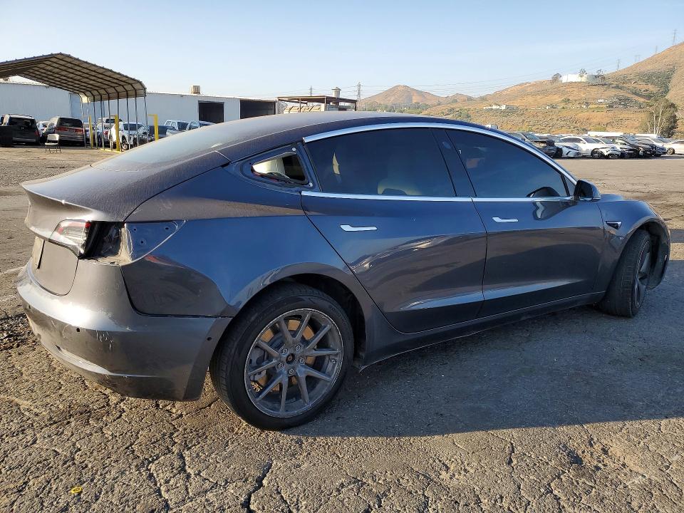 Продажа на аукционе авто 2019 Tesla Model 3, vin: 5YJ3E1EA5KF363033, номер лота: 46769186