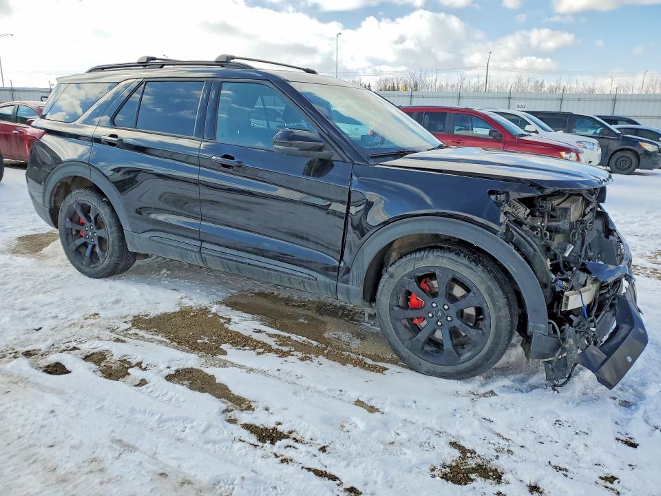 46656776 :رقم المزاد ، 1FM5K8GC7MGC03703 vin ، 2021 Ford Explorer مزاد بيع
