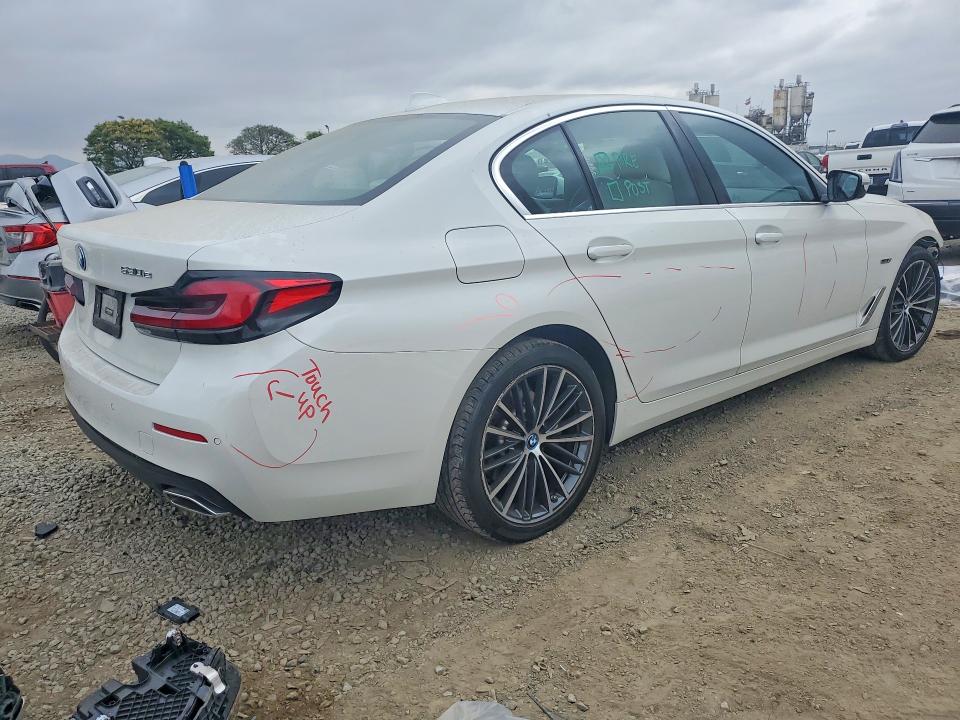 47916926 :رقم المزاد ، WBA13AG04NCJ88709 vin ، 2022 Bmw 530e مزاد بيع