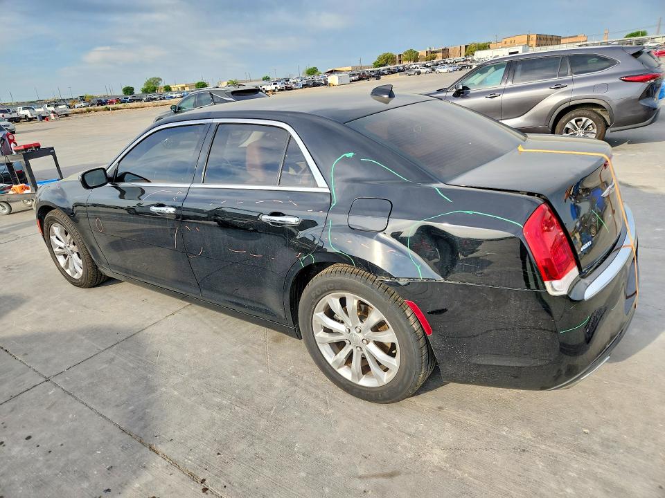 46132336 :رقم المزاد ، 2C3CCAKG0JH149093 vin ، 2018 Chrysler 300 مزاد بيع