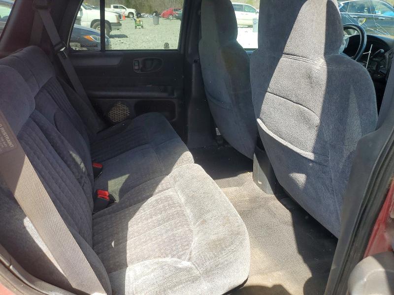 46471576 :رقم المزاد ، 1GNDT13W2XK219787 vin ، 1999 Chev Blazer 4d مزاد بيع