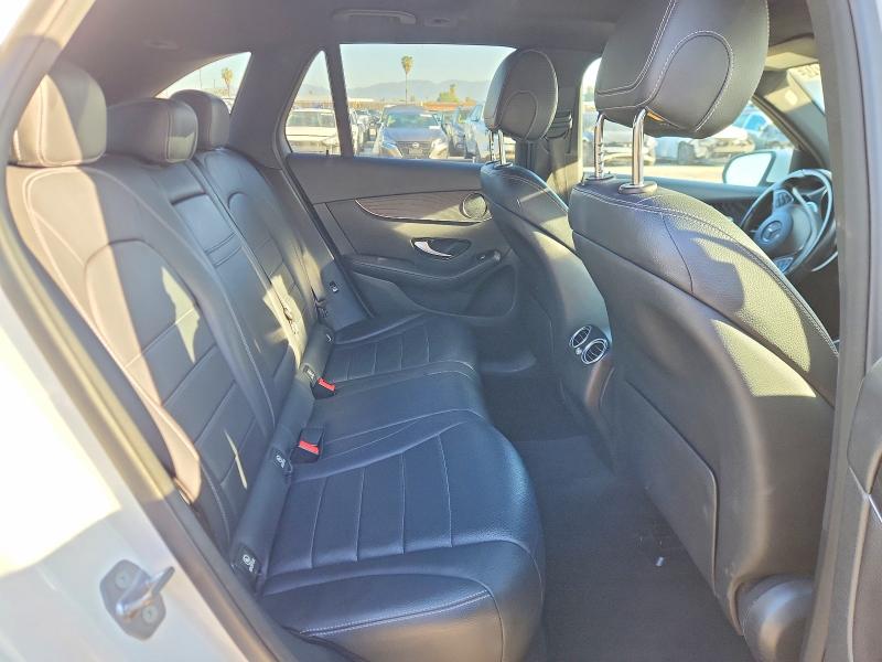 41660386 :رقم المزاد ، WDC0G4JB7HF122571 vin ، 2019 Mercedes-benz Glc مزاد بيع