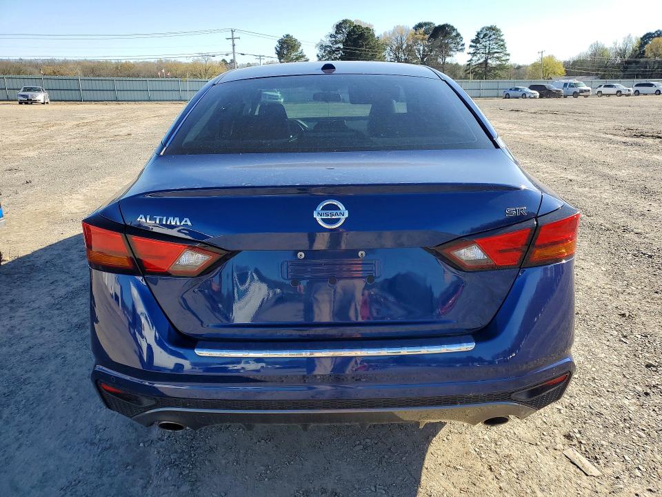 41839756 :رقم المزاد ، 1N4BL4CV4NN327466 vin ، 2022 Nissan Altima مزاد بيع